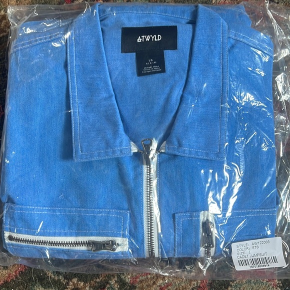 Atwyld Cadet Jumpsuit Size Large - Picture 4 of 4